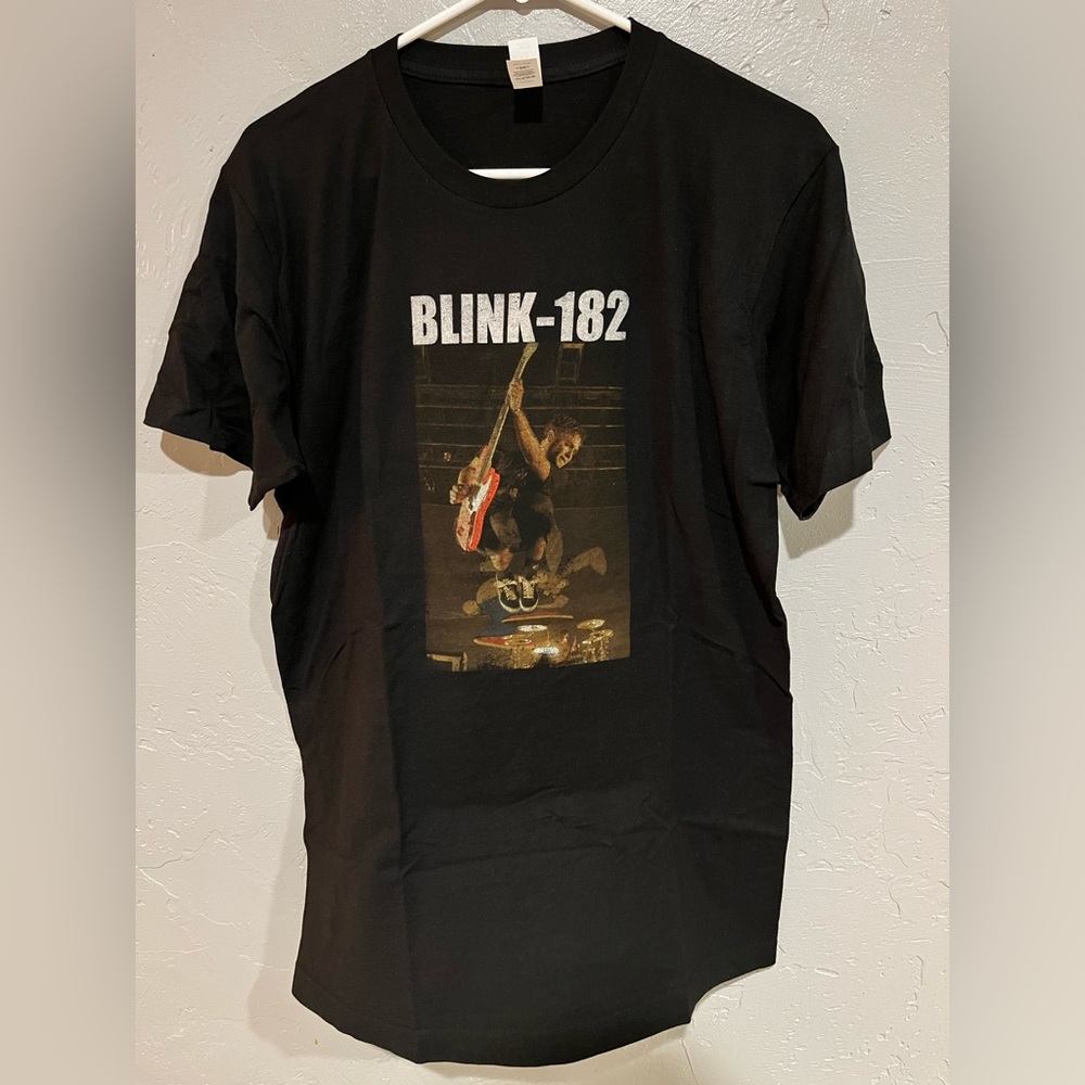 Blink 182 shirt
